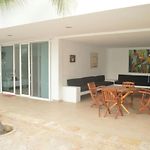 Room In House - Beautiful Beach House For 25 People