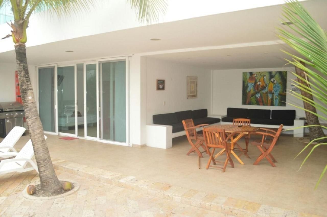 Room In House - Beautiful Beach House For 25 People * Cartagena