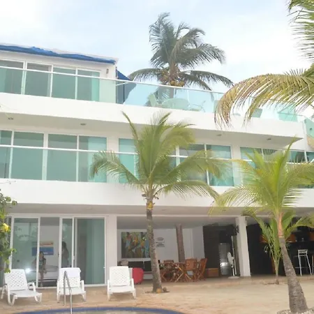 Room In House - Beautiful Beach House For 25 People * Cartagena